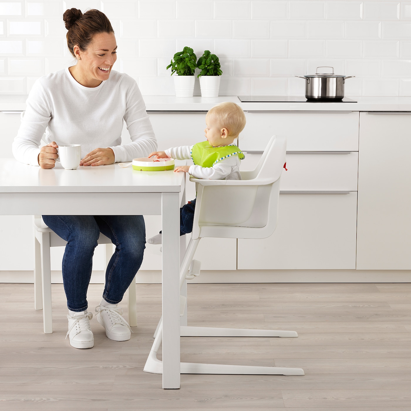 under table high chair