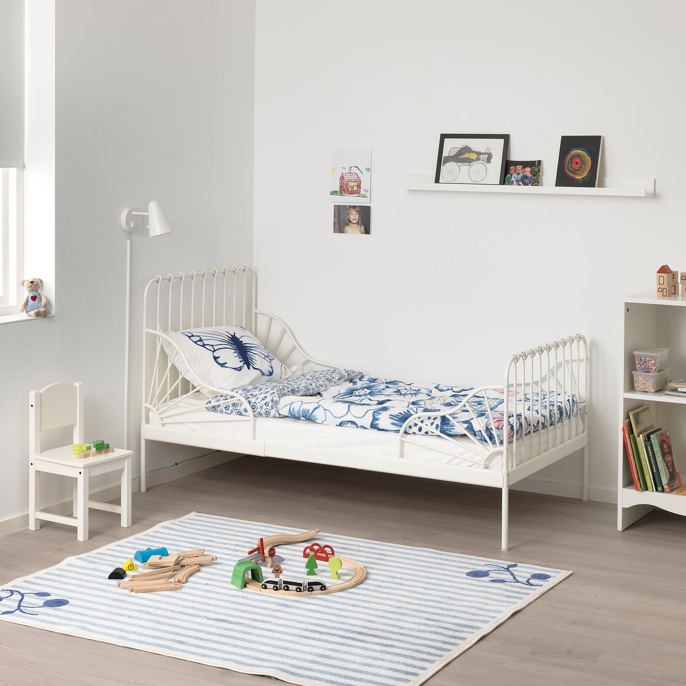 ikea childrens extendable bed