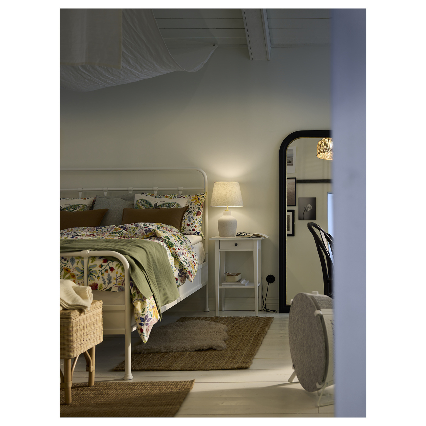 ins-image