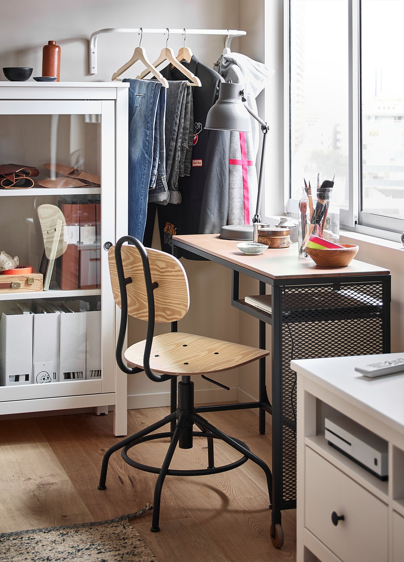FJÄLLBO laptop table black - IKEA