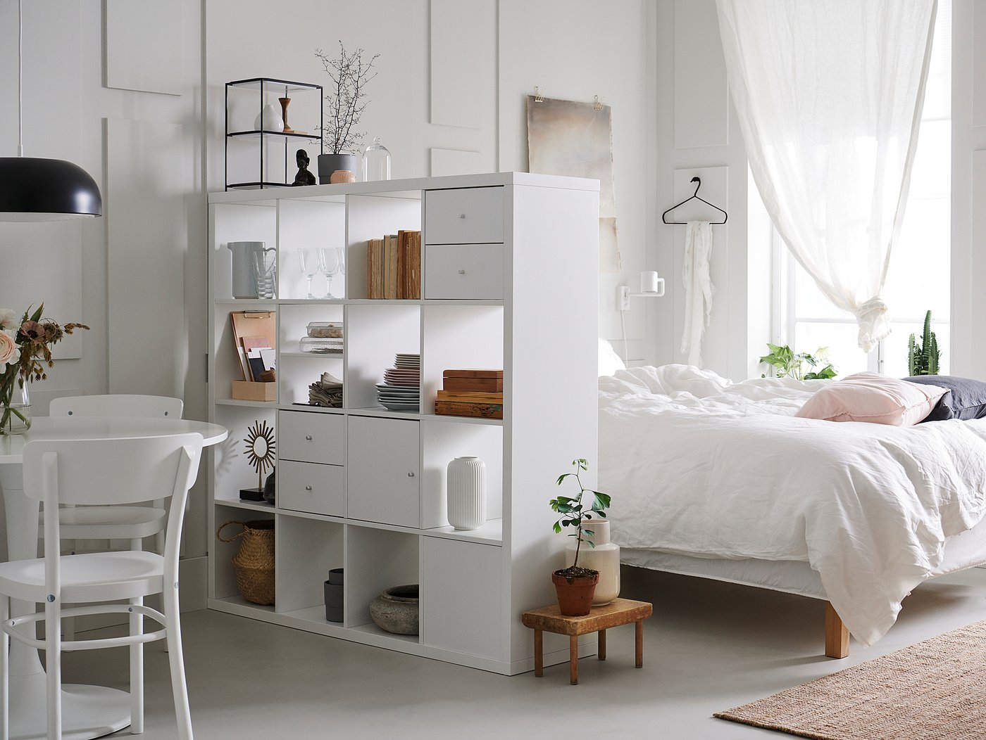 ins-image