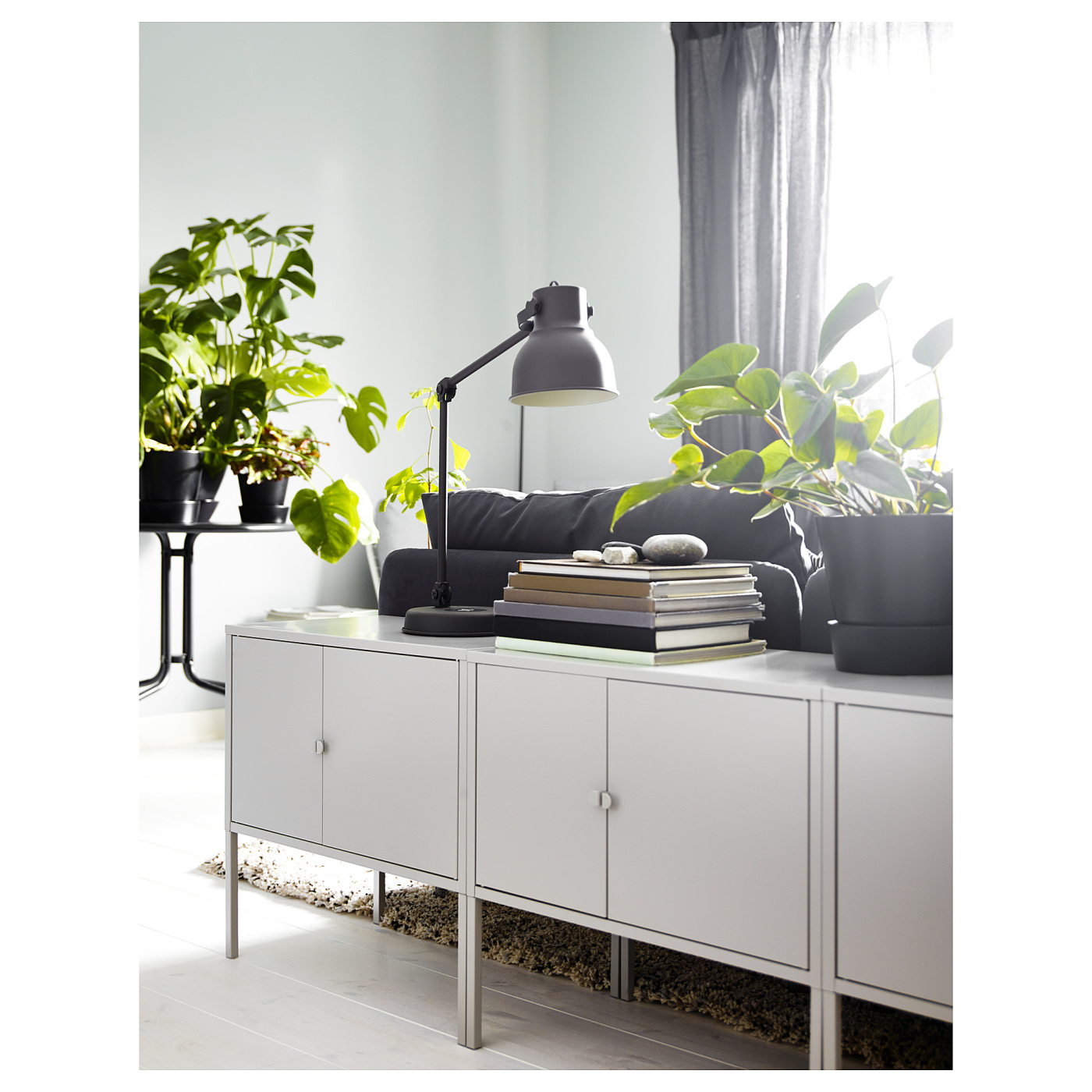 ins-image