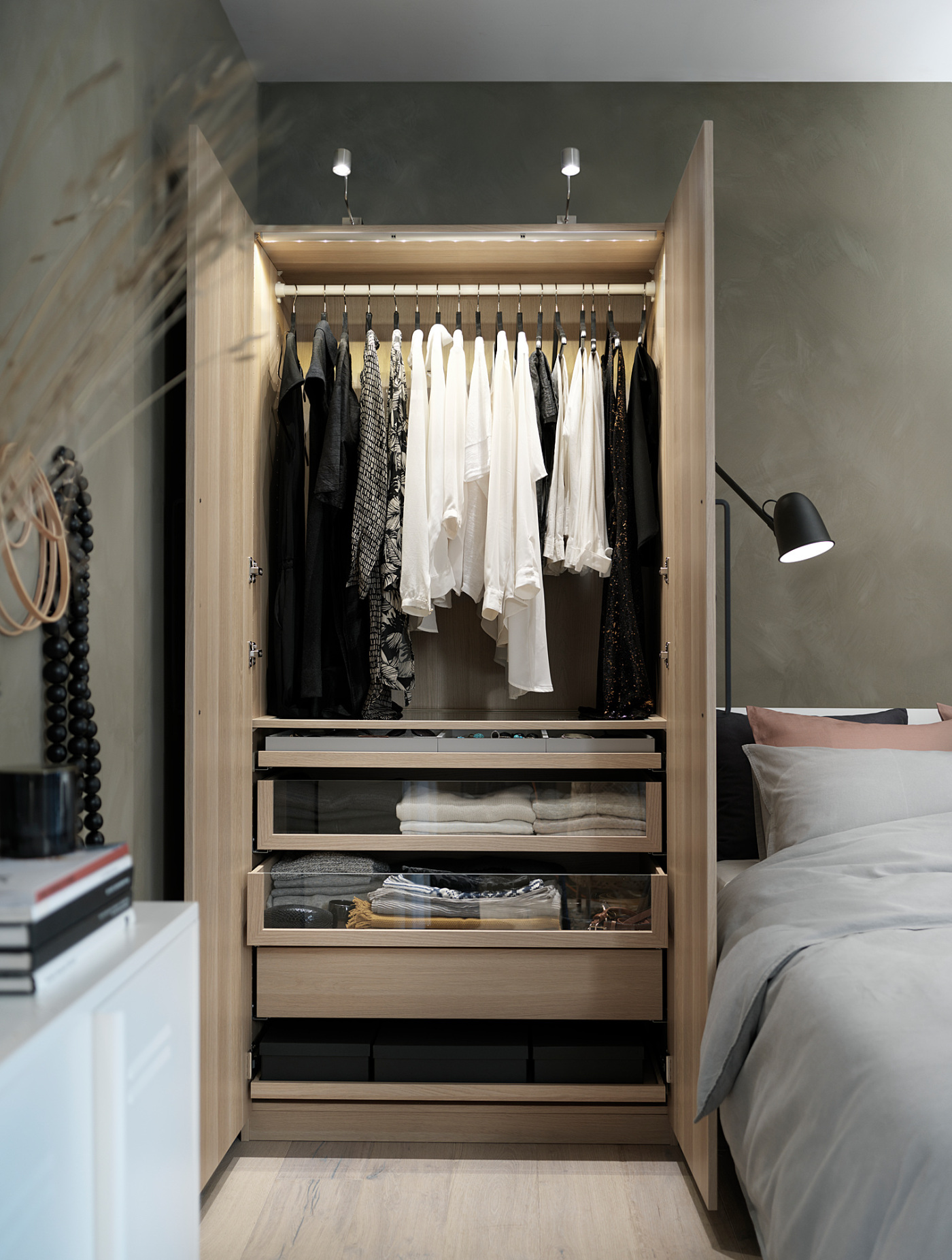 ins-image