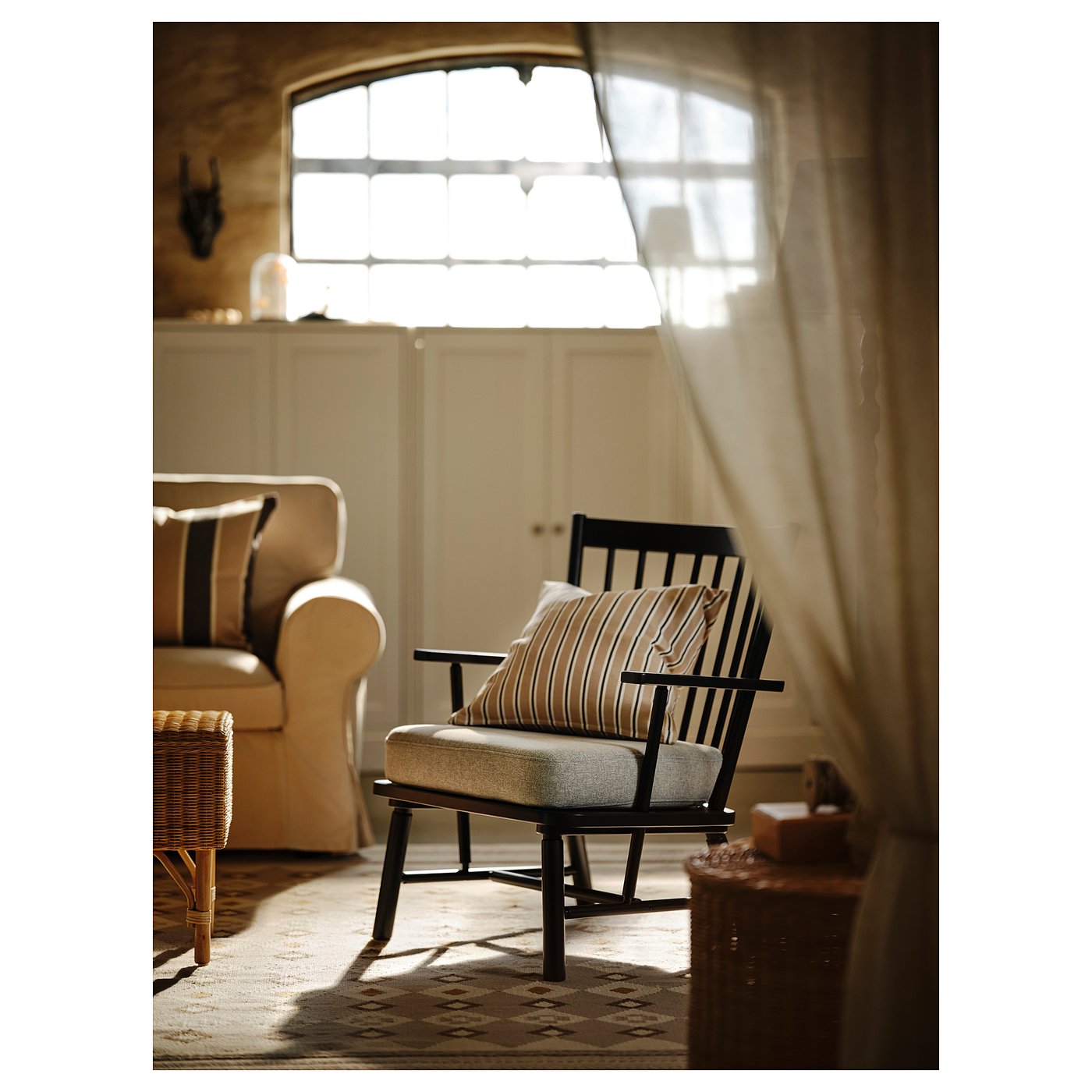 ins-image