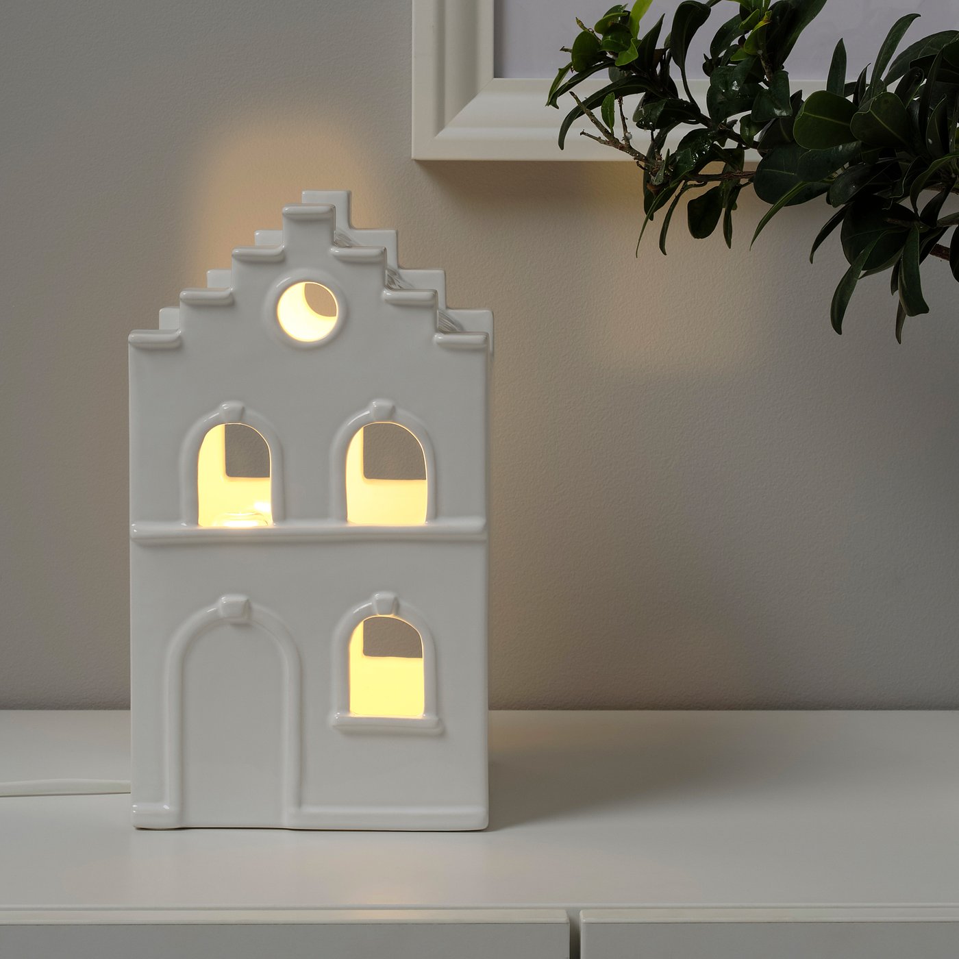 Strala 思吉拉led桌饰 房子白色 Ikea