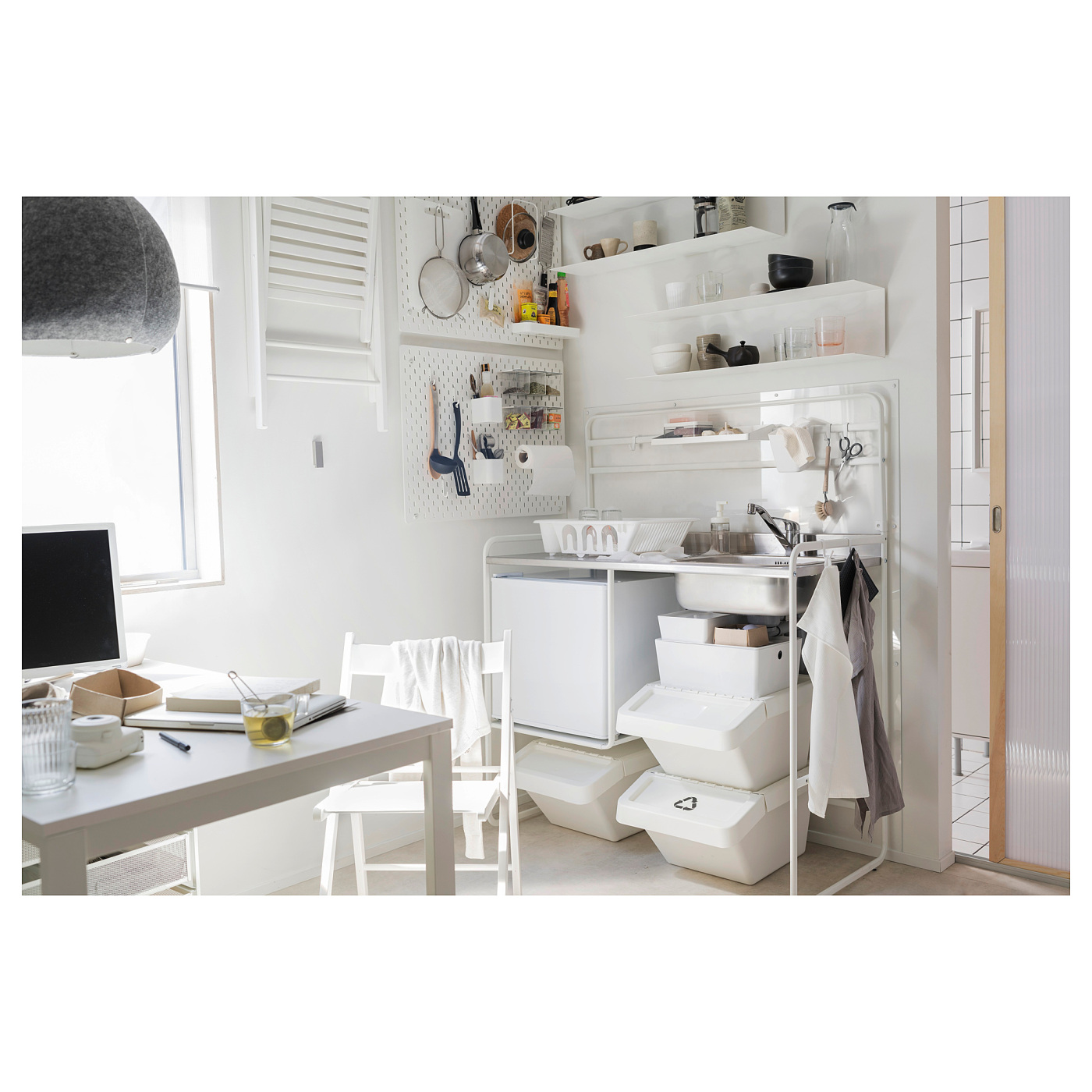 ins-image