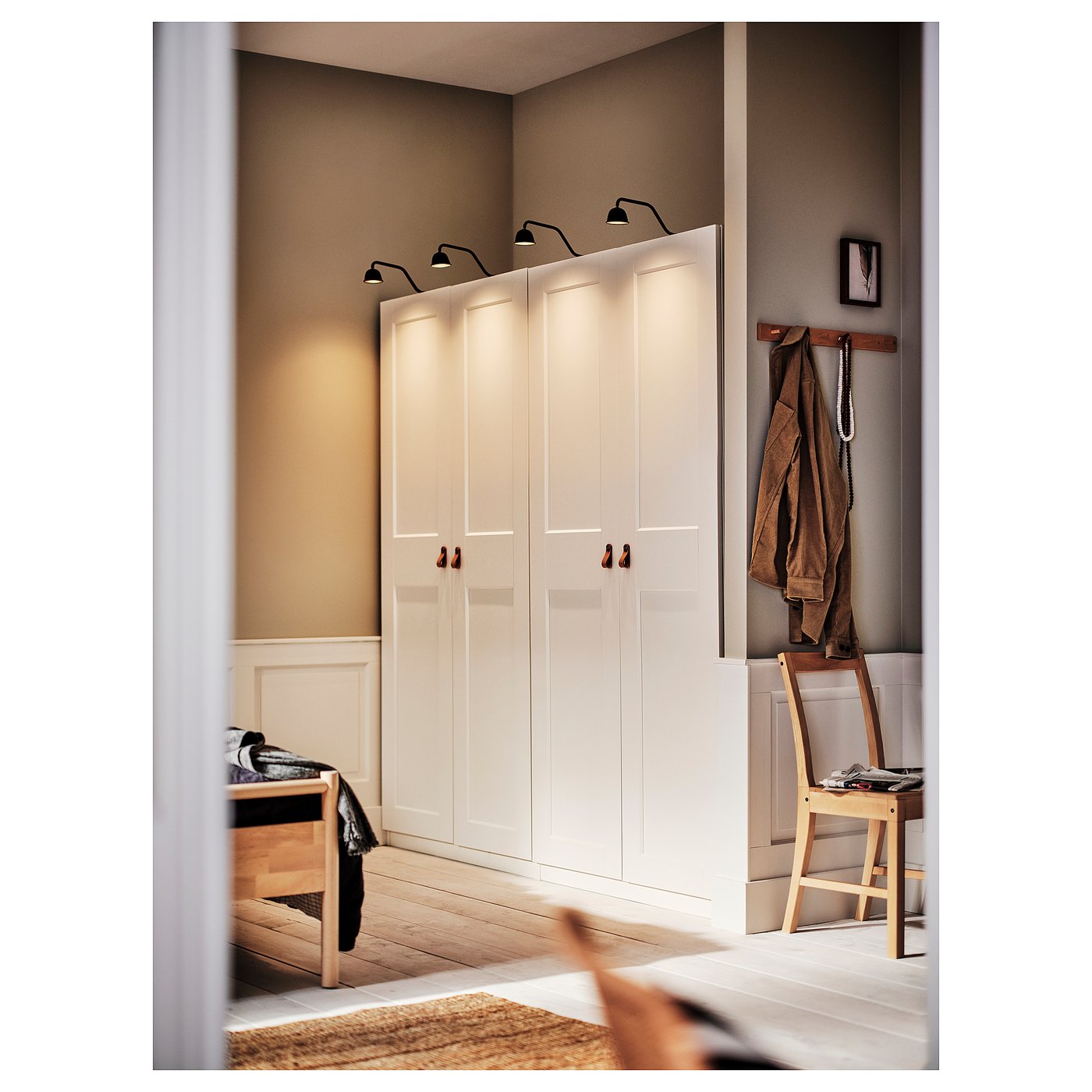ins-image