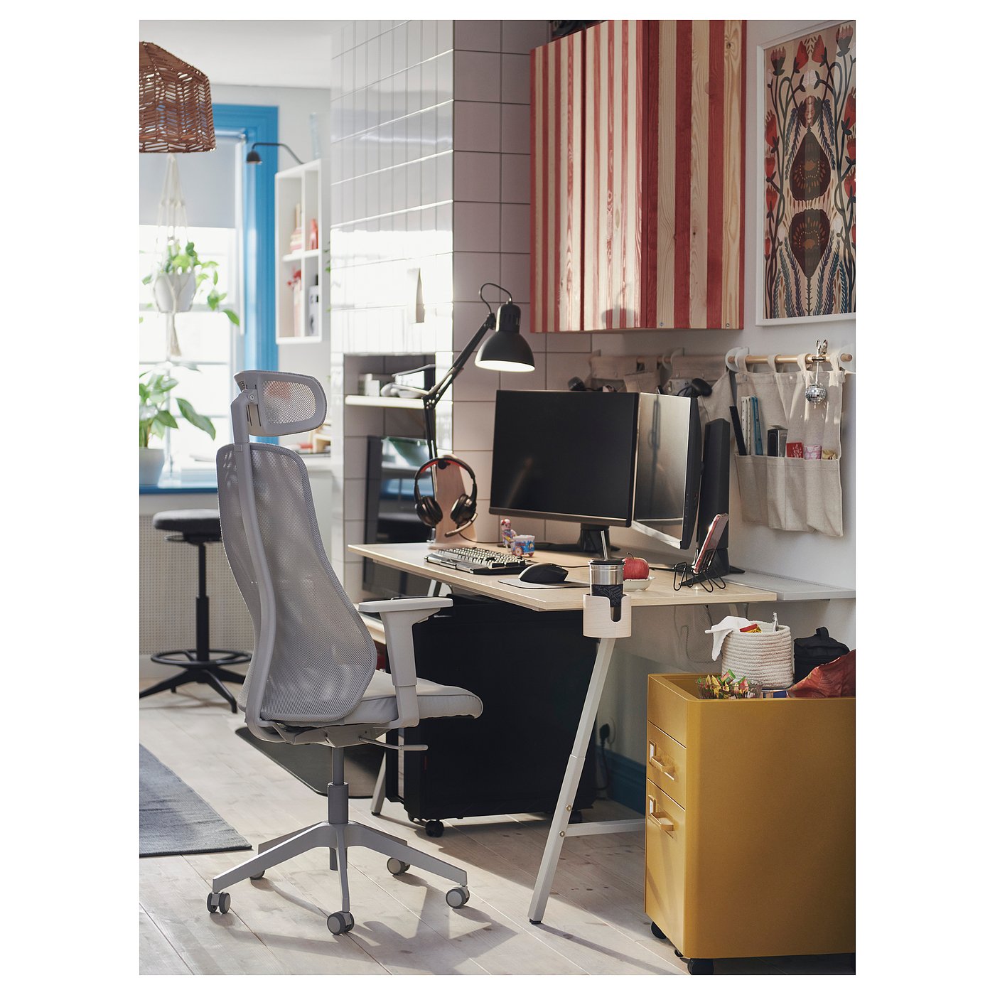ins-image