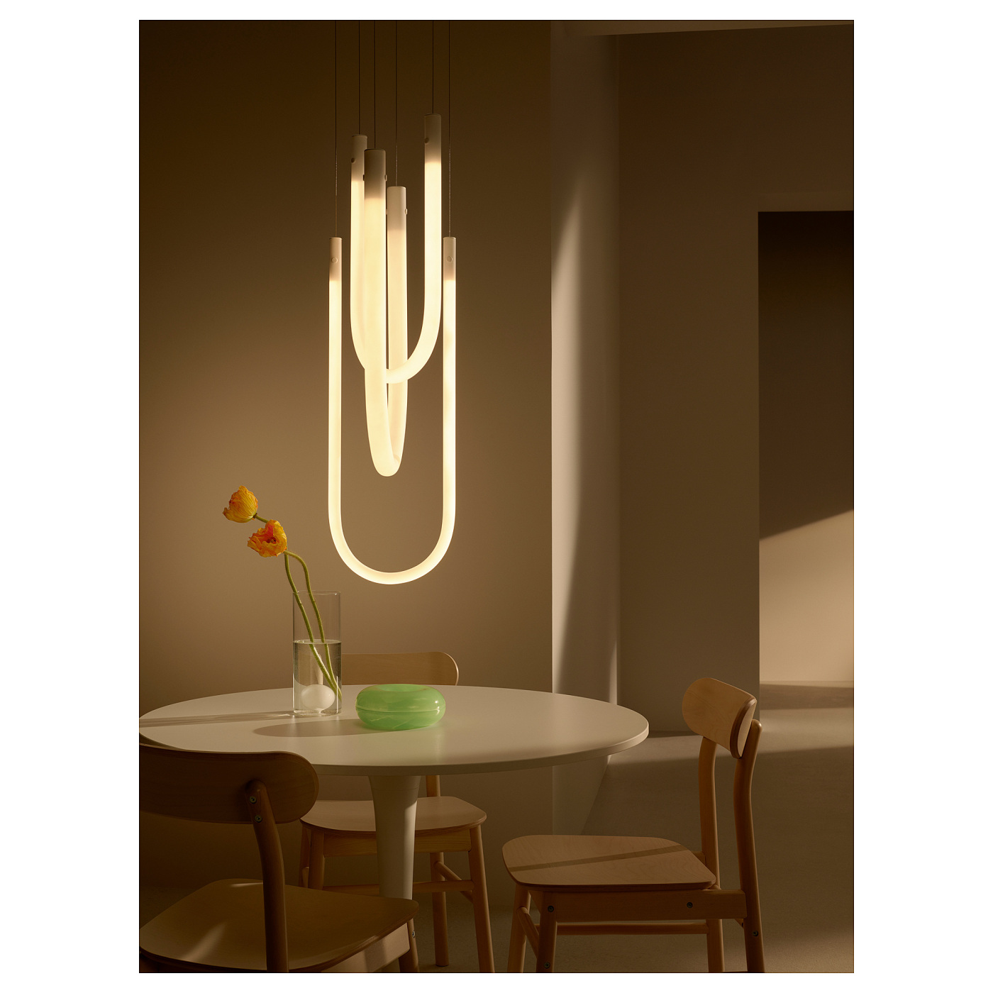 ins-image
