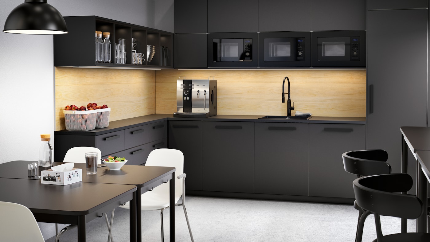 Lunchroom, streamlined
