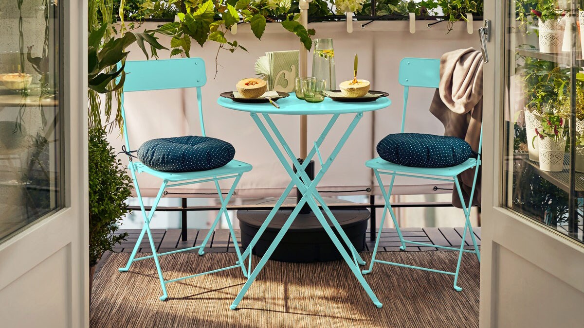 Https Www Ikea Cn Cn En This Is Ikea Sustainable Everyday Choosing Materials Being A Large Business Comes With Large Responsibilities Pub47a5ba42 Weekly 1 Https Www Ikea Cn Images White Black And Light Wooden Tables And Chairs Scattered Thr