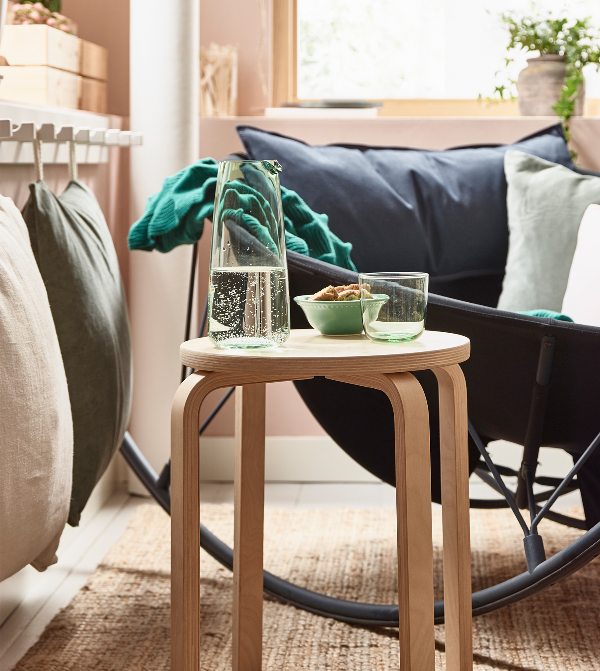 want a decorating tip for the living room?