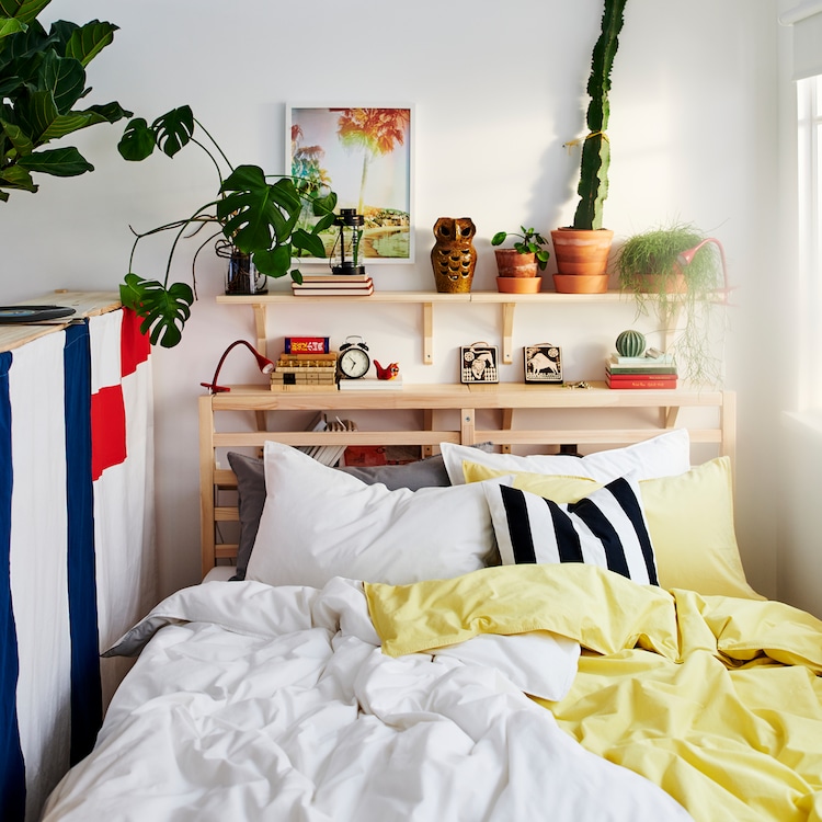 How to work comfortably (and productively) from bed
