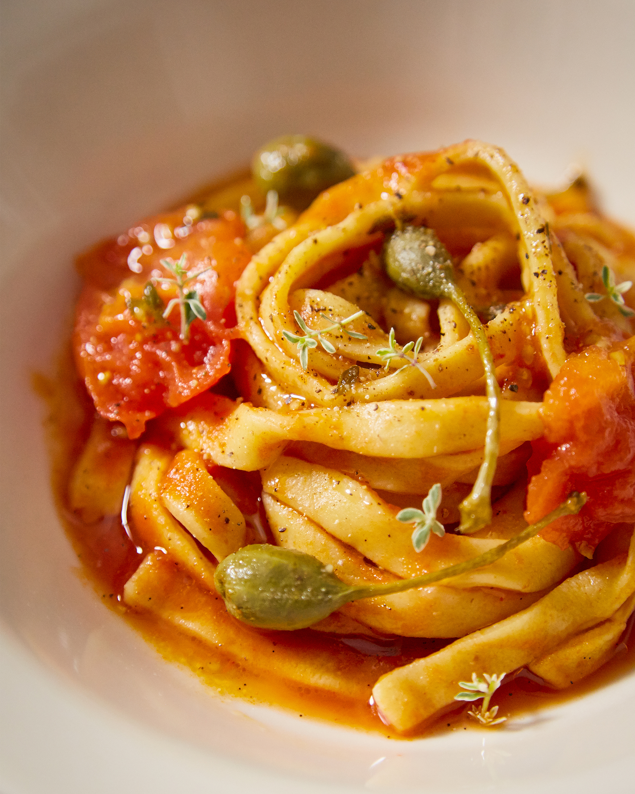 菜单包含:来自一家意大利晚餐派对的菜肴