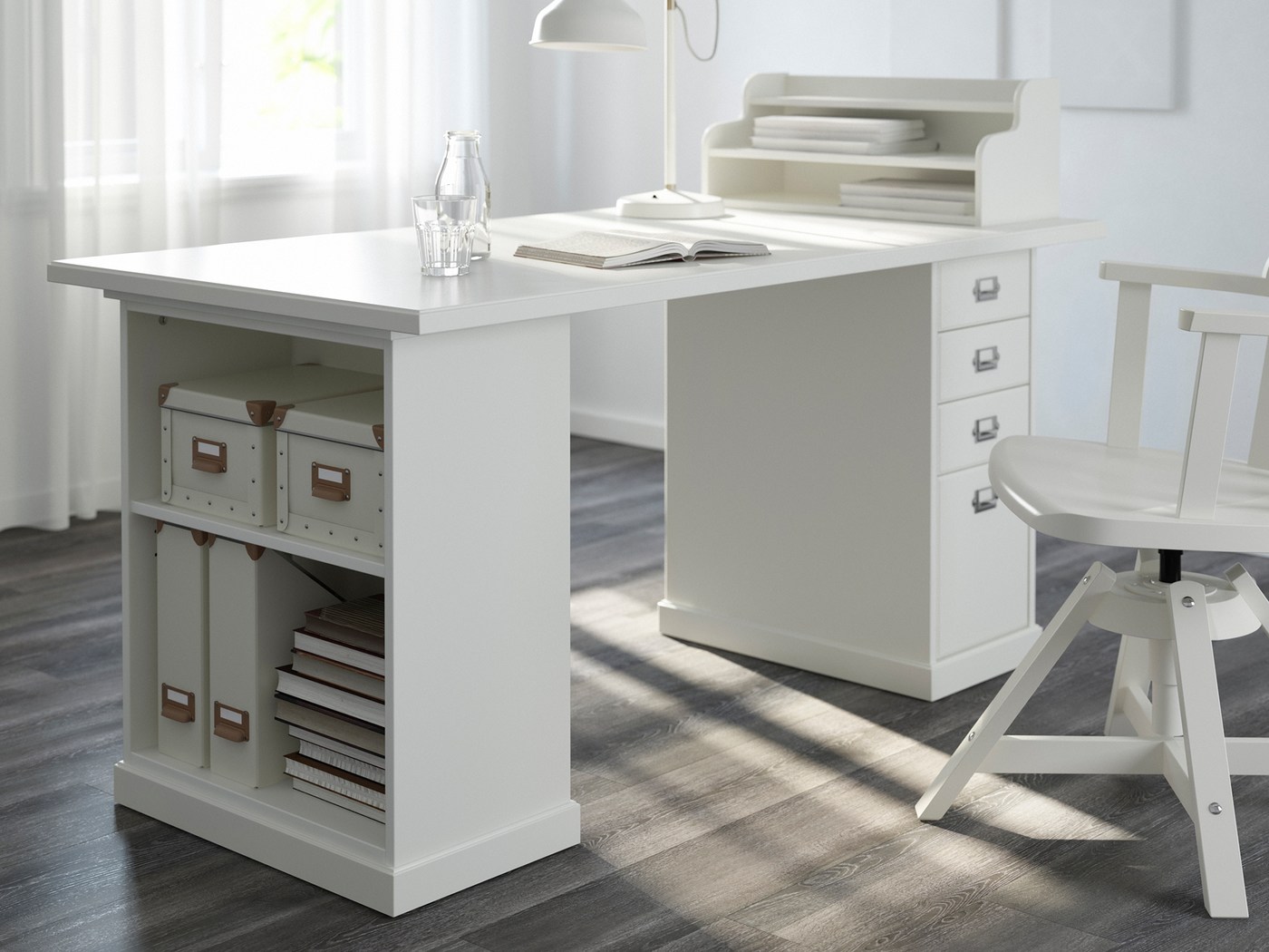 Link to the desk planner.